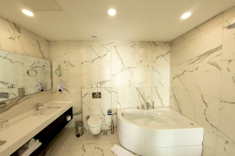 Capella Otel Eskişehir Esterno foto